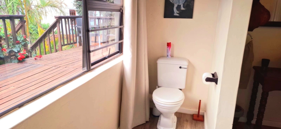 5 Bedroom Property for Sale in Beacon Bay Eastern Cape